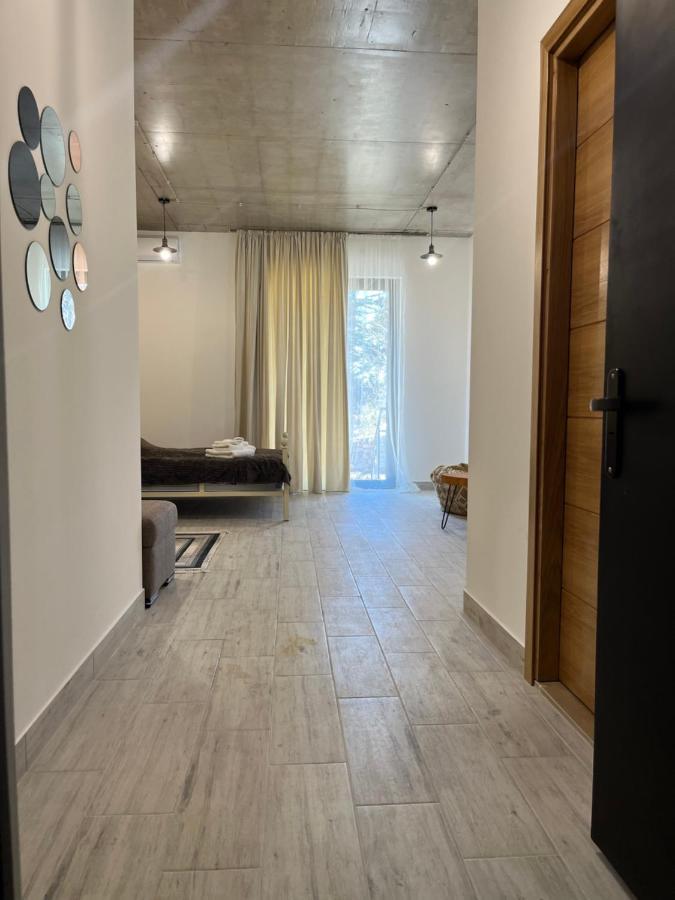 Eco Garden Kutaisi Apartment ภายนอก รูปภาพ