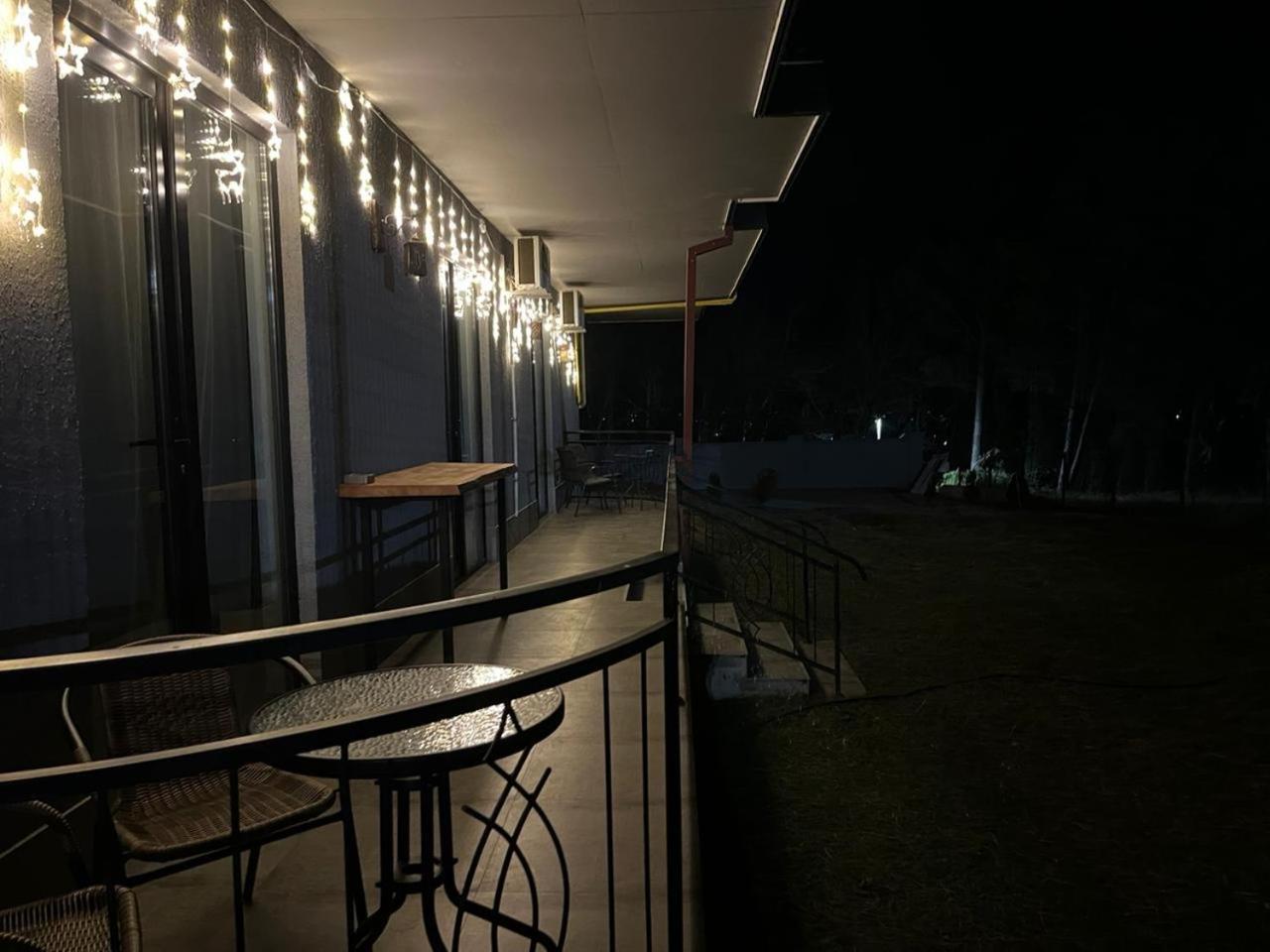 Eco Garden Kutaisi Apartment ภายนอก รูปภาพ