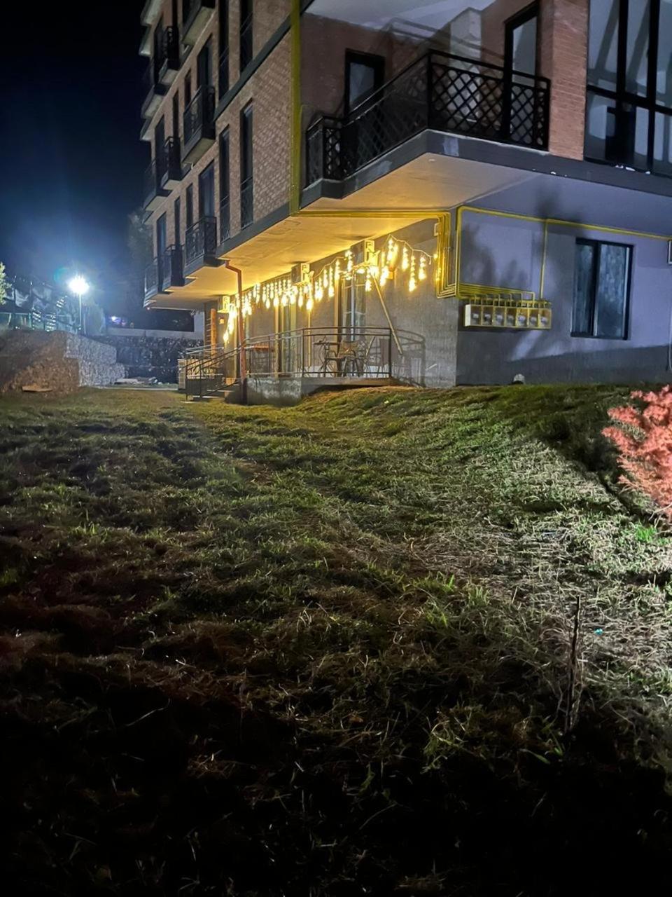 Eco Garden Kutaisi Apartment ภายนอก รูปภาพ